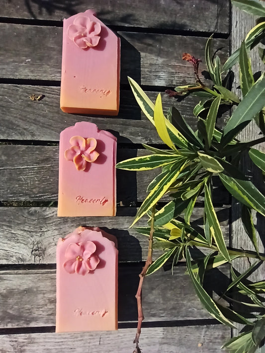 Mézes lonc (Heavenly honeysuckle)